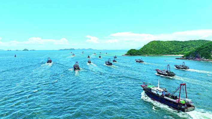 開漁！千帆競發逐浪爭“鮮”